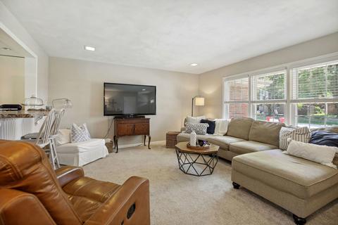 1208 Theodore Dr, Champaign, IL 61821 photo 5