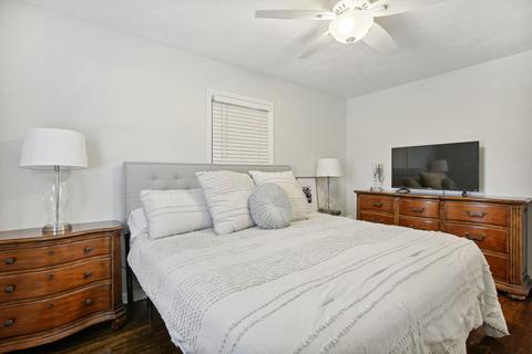1208 Theodore Dr, Champaign, IL 61821 photo 14