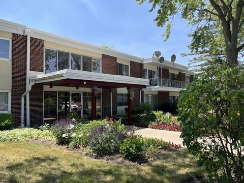 127 N Wolf Rd #58B, Wheeling, IL 60090
