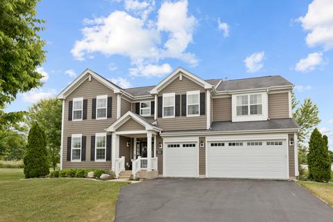 160 Clover Dr, Sugar Grove, IL 60554