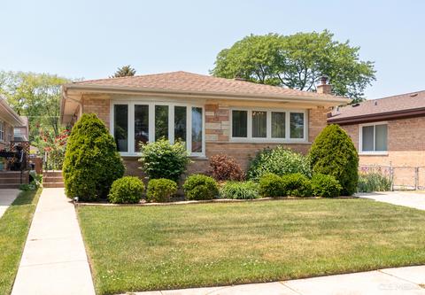 9516 Lockwood Ave, Skokie, IL 60077
