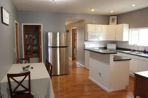 1407 E Main St, Clinton, IL 61727 photo 9
