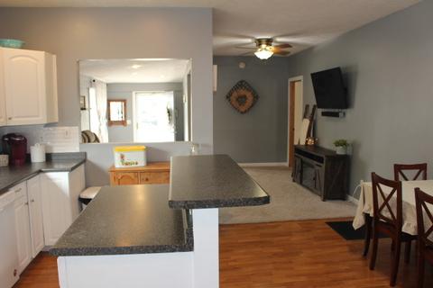 1407 E Main St, Clinton, IL 61727 photo 11