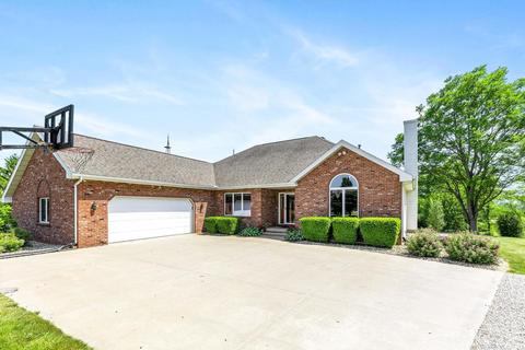 20181 N 1960 East Rd, Towanda, IL 61776