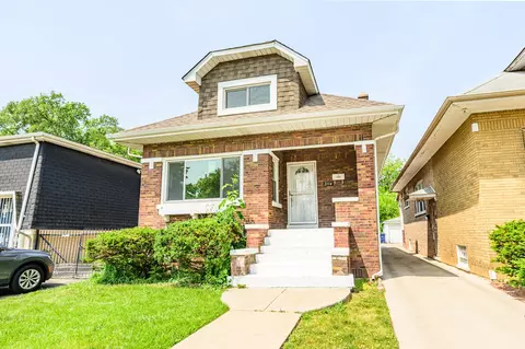 2114 S 8th Ave, Maywood, IL 60153