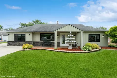 1803 W 55th St, La Grange Highlands, IL 60525