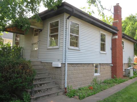 711 Moen Ave, Rockdale, IL 60436