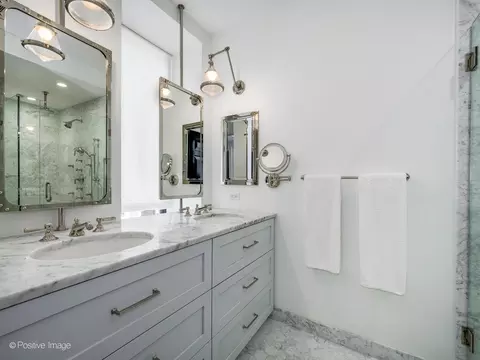 20 E Cedar St #12B, Chicago, IL 60611 photo 21