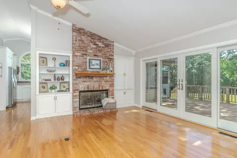 21040 Hawthorne Ridge Rd, Downs, IL 61736 photo 4