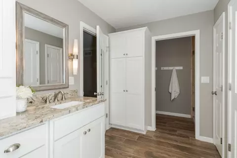 21040 Hawthorne Ridge Rd, Downs, IL 61736 photo 10