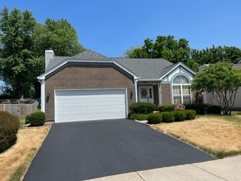 140 Tay River Dr, Carpentersville, IL 60110