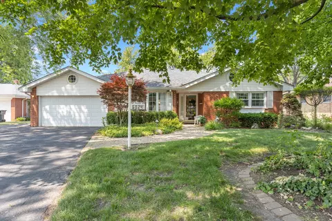 6024 W 124th St, Palos Heights, IL 60463