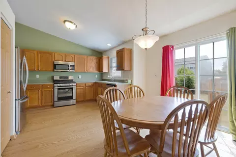 603 Meadow Ln, Harvard, IL 60033 photo 11