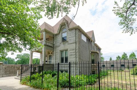 4900 N Glenwood Ave, Chicago, IL 60640