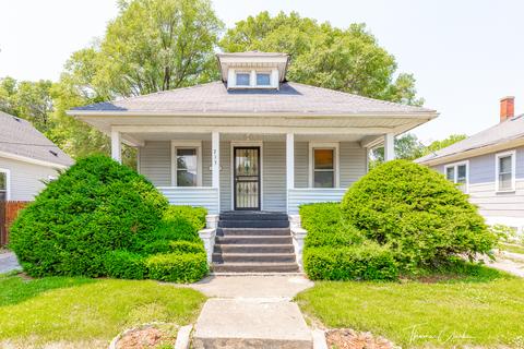 713 S Joliet St, Joliet, IL 60436