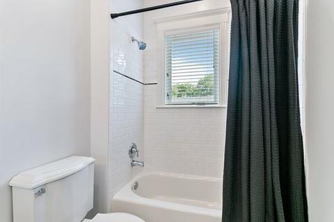 385 Downing Rd, Riverside, IL 60546 photo 24