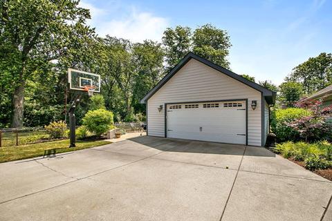 385 Downing Rd, Riverside, IL 60546 photo 34
