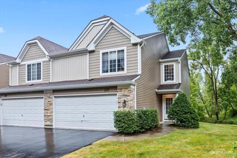 237 Locksley Dr, Streamwood, IL 60107