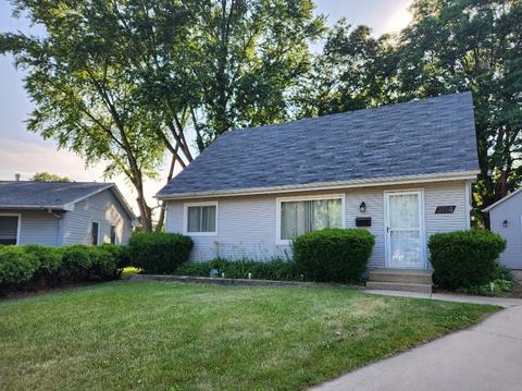 3124 Chateau Ct, Rockford, IL 61103