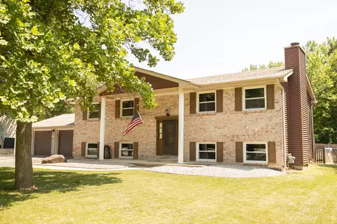 24441 W Pellinore Dr, Joliet, IL 60431