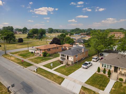 8048 S Oketo Ave, Bridgeview, IL 60455 photo 16