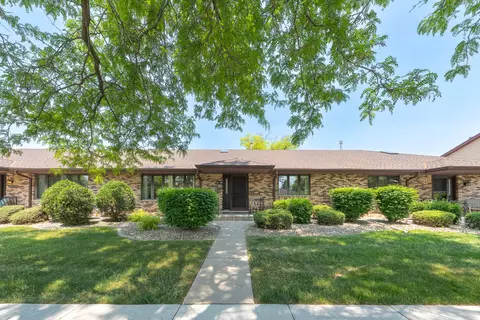 8312 Ashley Ln #14-72, Tinley Park, IL 60477