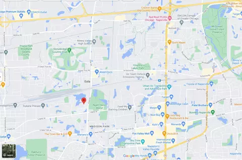620 N Eola Rd, Aurora, IL 60502 photo 5