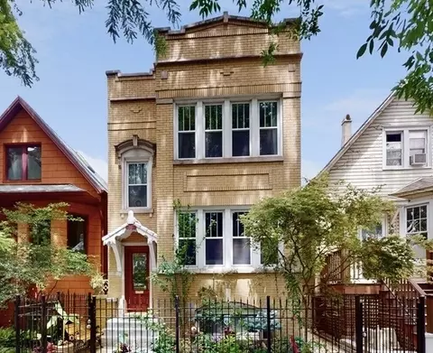 2336 W Argyle St, Chicago, IL 60625