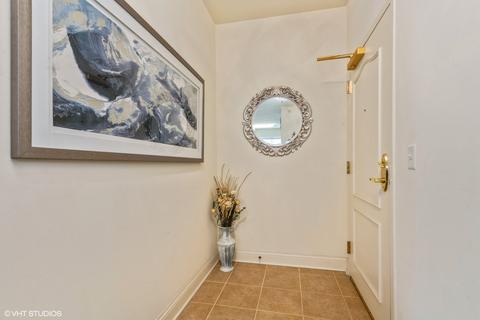1 Itasca Pl #101, Itasca, IL 60143 photo 3