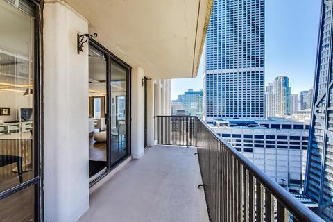 200 E Delaware Pl #28F, Chicago, IL 60611 photo 34