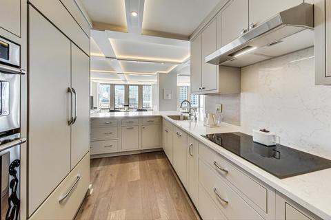 200 E Delaware Pl #28F, Chicago, IL 60611 photo 17