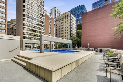 200 E Delaware Pl #28F, Chicago, IL 60611 photo 45