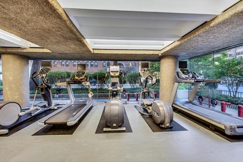 200 E Delaware Pl #28F, Chicago, IL 60611 photo 41