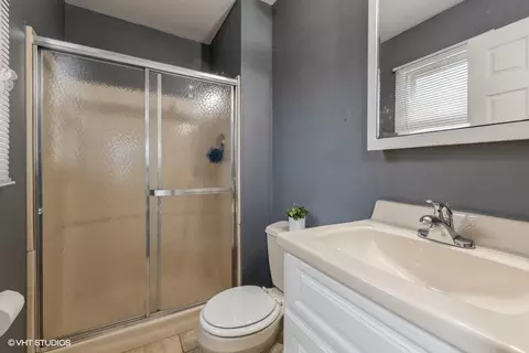 890 Concord Ln, Hoffman Estates, IL 60192 photo 28