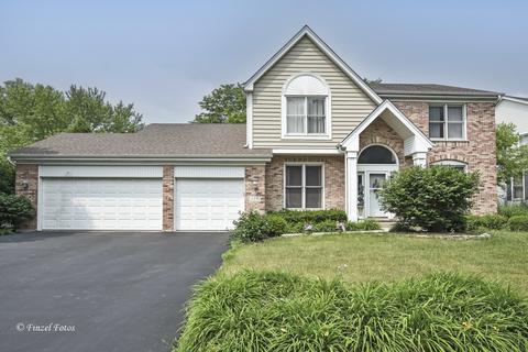 150 Salford Dr, Algonquin, IL 60102