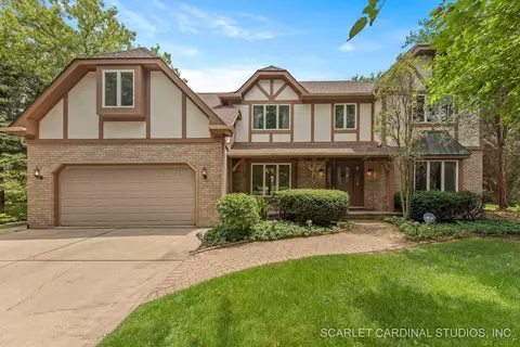 2800 Crestfield Ct, Naperville, IL 60565