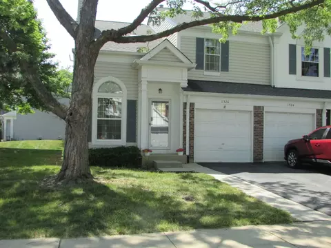 1526 Harvest Ln, Westmont, IL 60559