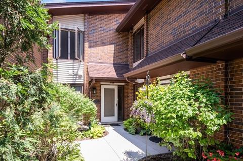 1157 Deerfield Pl, Highland Park, IL 60035