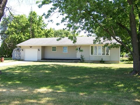 1317 North Rd, Forrest, IL 61741
