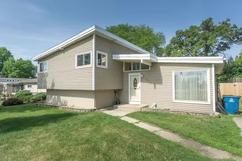 1536 Glen Ellyn Rd, Glendale Heights, IL 60139