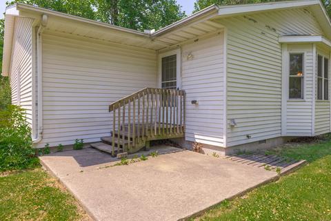 202 Foster Dr, Normal, IL 61761 photo 36
