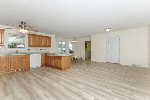 202 Foster Dr, Normal, IL 61761 photo 7