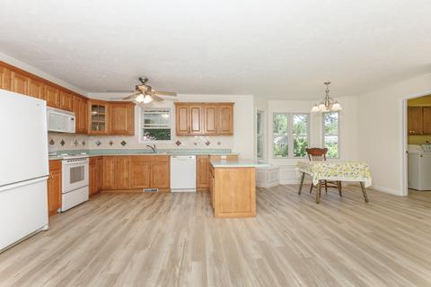 202 Foster Dr, Normal, IL 61761 photo 8