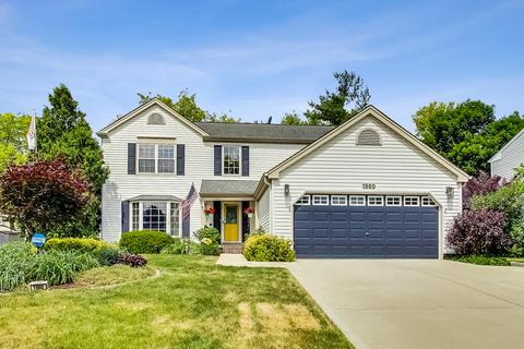 1560 Glacier Pkwy, Algonquin, IL 60102
