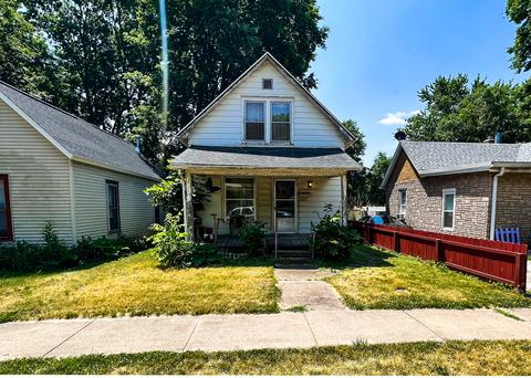 305 12 W Eureka St, Champaign, IL 61820