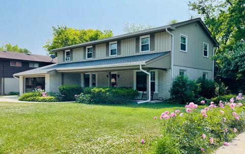 1704 Longvalley Dr, Northbrook, IL 60062