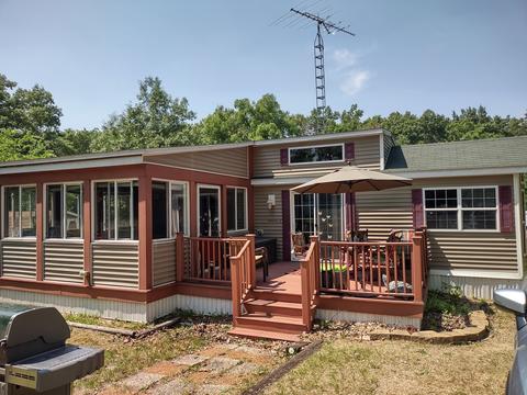 26135 Woodhaven Lks, Sublette, IL 61367