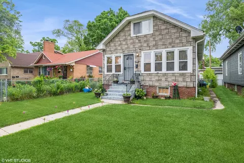 2055 Grove Ave, North Chicago, IL 60064