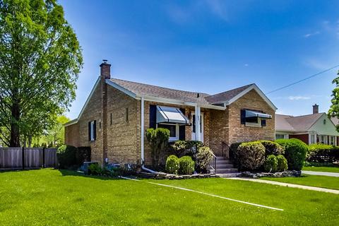 3815 Rosemear Ave, Brookfield, IL 60513