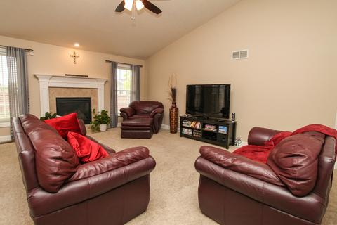 1302 Petaluma Dr, Normal, IL 61761 photo 7